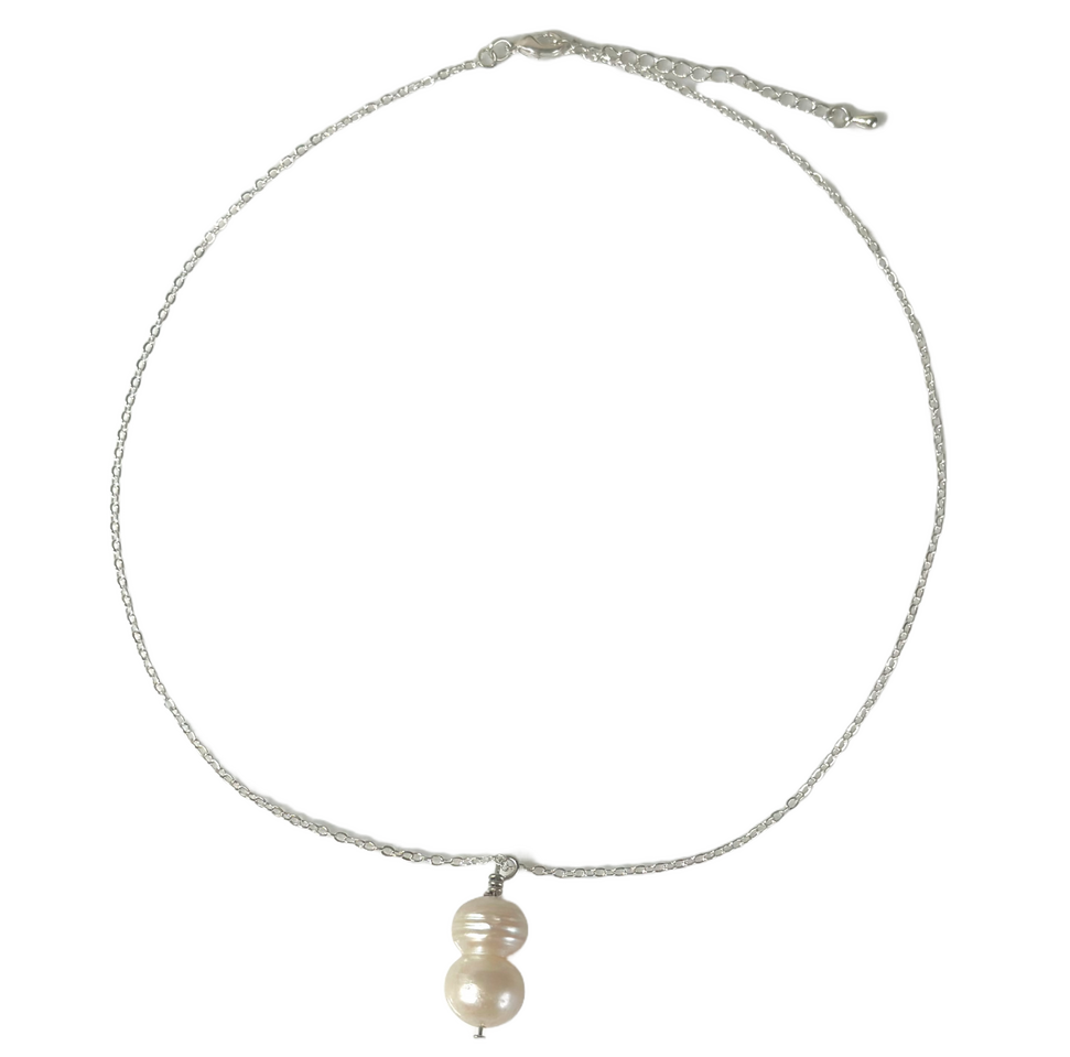 pearl necklace (silver) $25